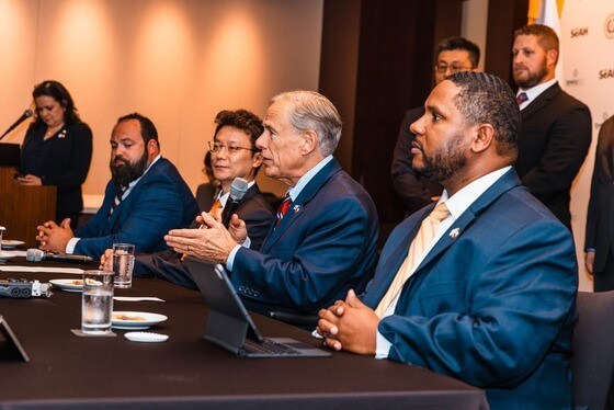 Governor Abbott Announces Manufacturing Facility in Seoul
