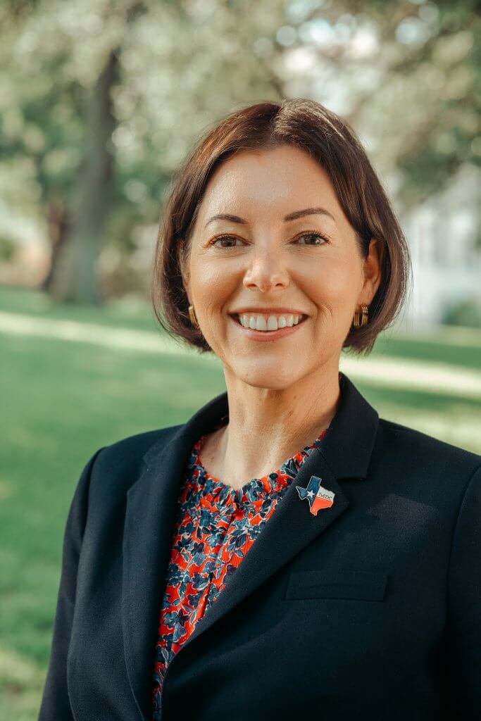 Bonnie Downs Headshot