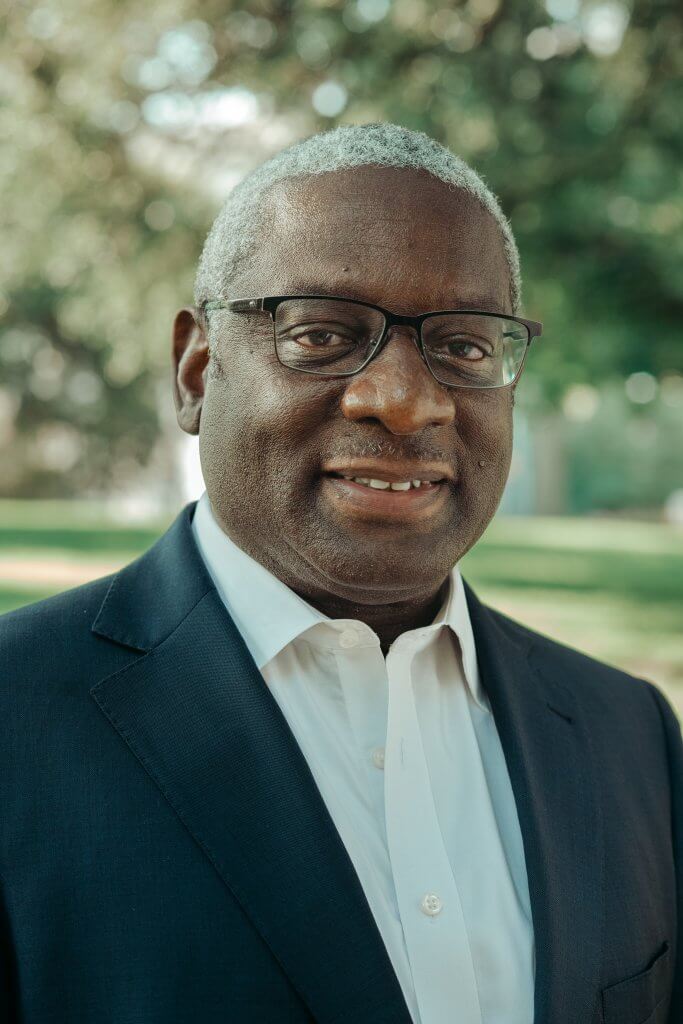 Dale Robertson Headshot